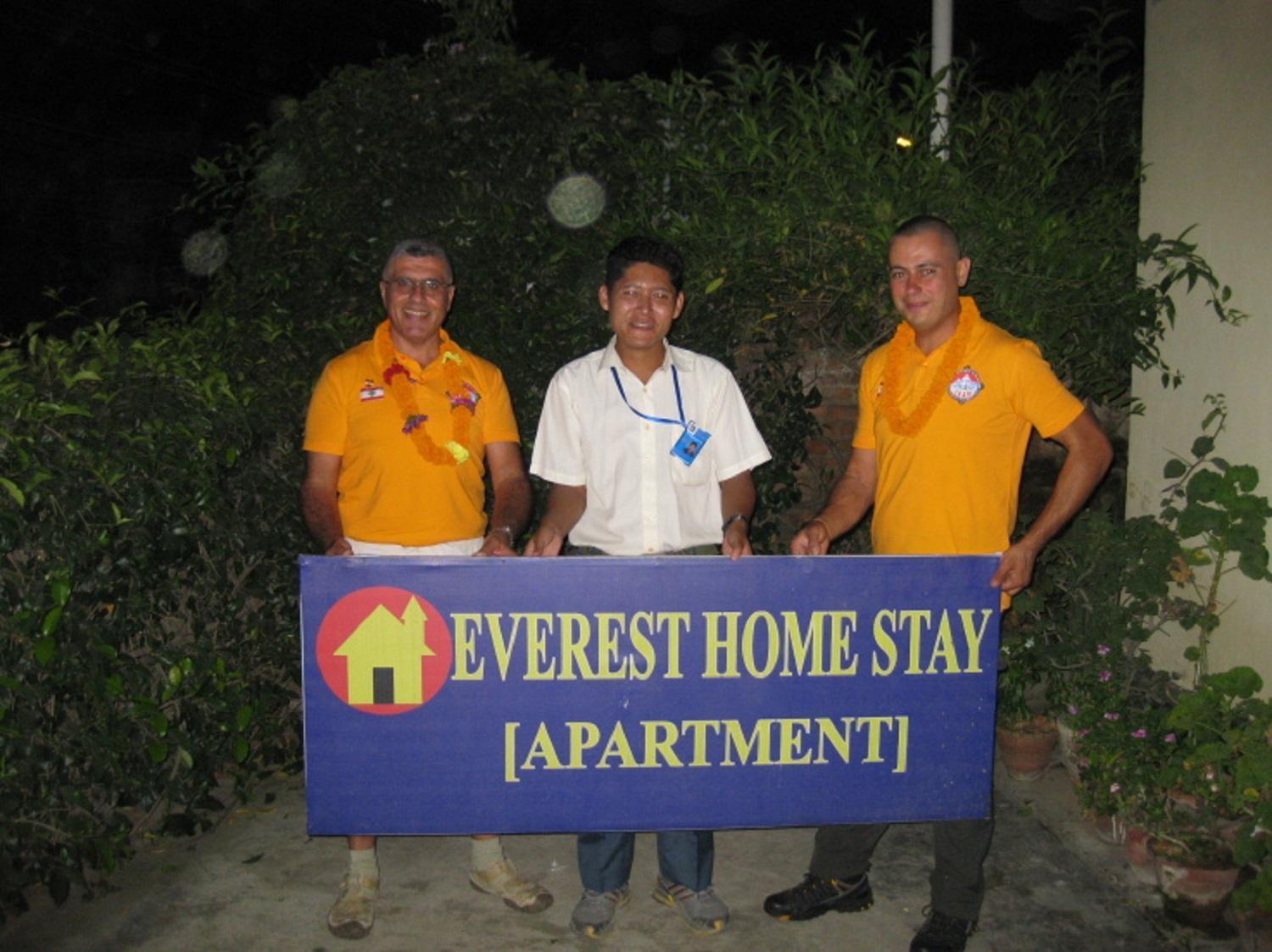 Everest Home Stay Apartment Lalitpur Dış mekan fotoğraf