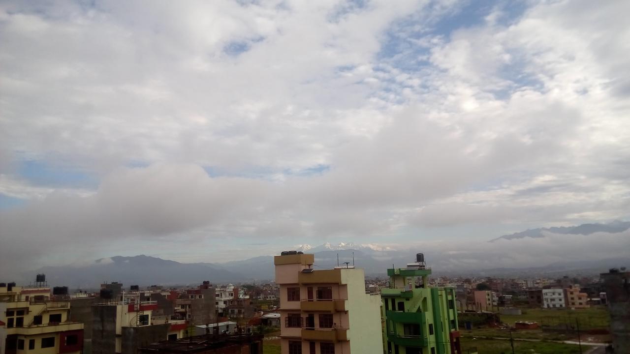 Everest Home Stay Apartment Lalitpur Dış mekan fotoğraf