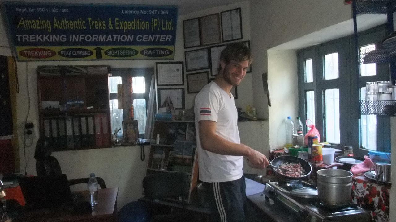 Everest Home Stay Apartment Lalitpur Dış mekan fotoğraf