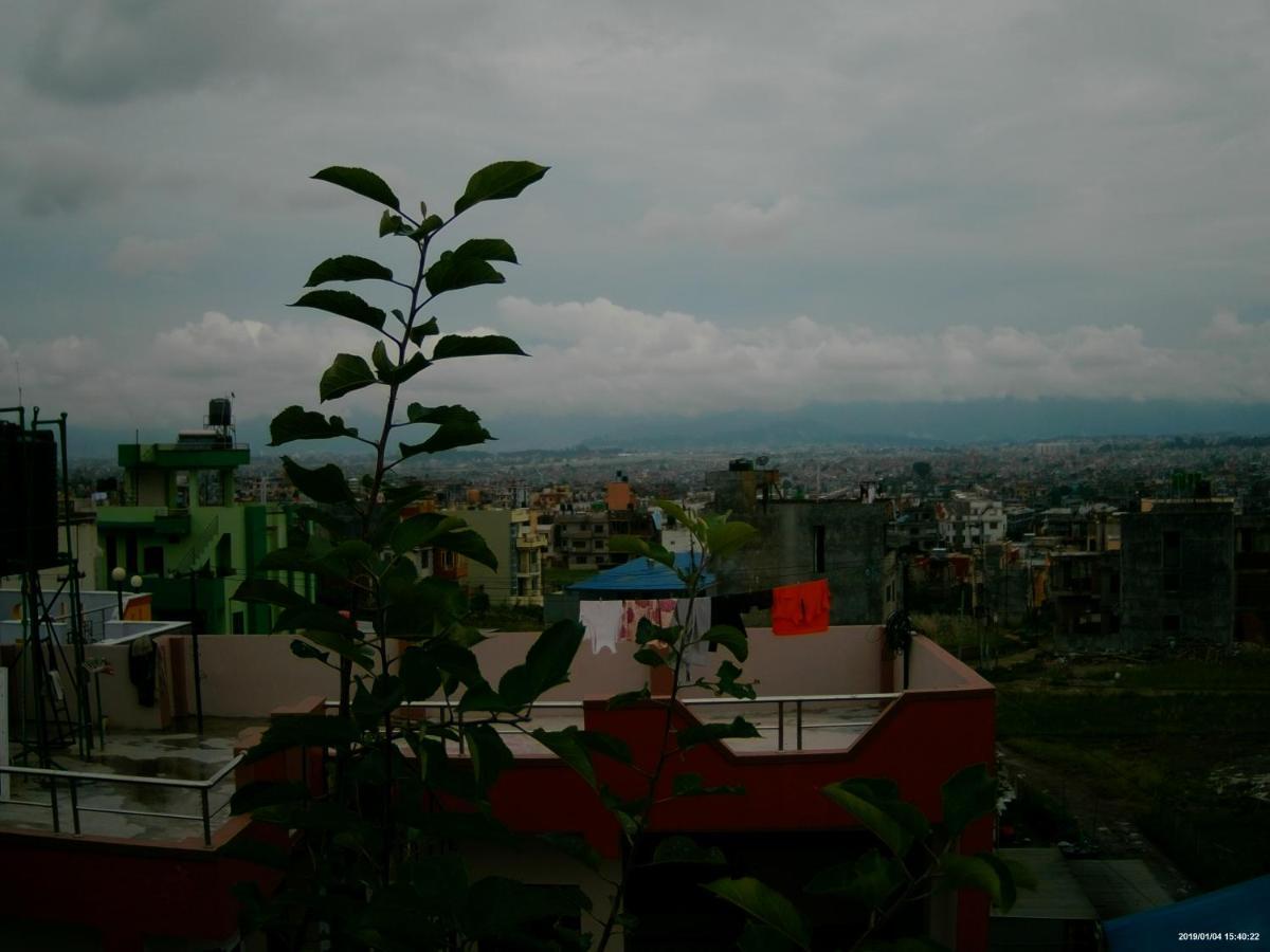 Everest Home Stay Apartment Lalitpur Dış mekan fotoğraf